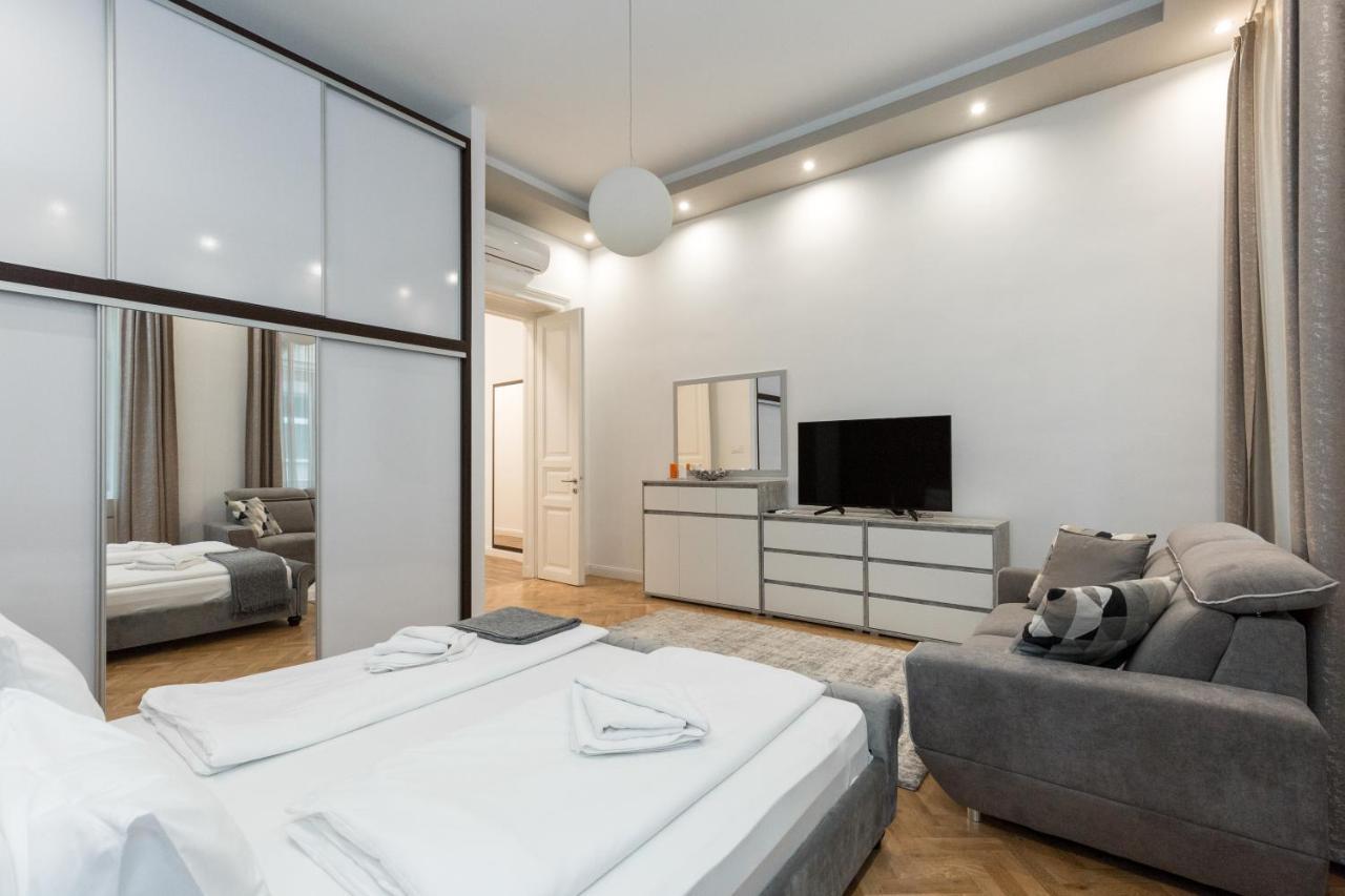 City Center Grand Luxury W 2Br/2Bt Budapest Ngoại thất bức ảnh