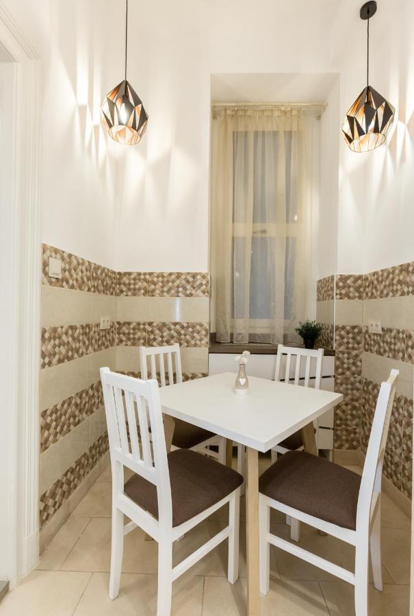 City Center Grand Luxury W 2Br/2Bt Budapest Ngoại thất bức ảnh