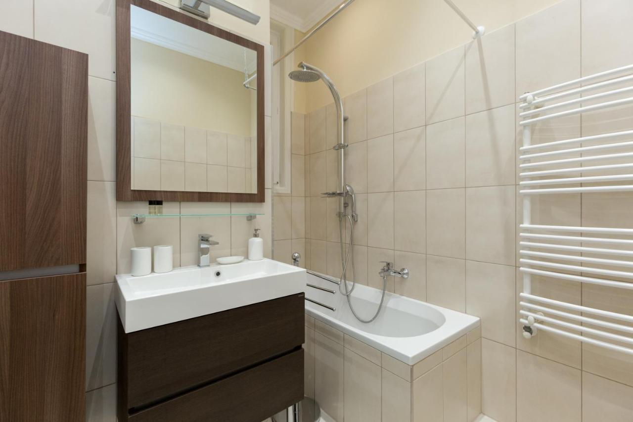 City Center Grand Luxury W 2Br/2Bt Budapest Ngoại thất bức ảnh