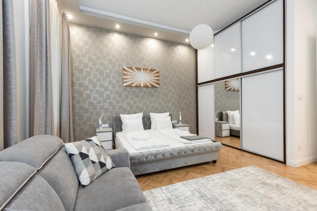 City Center Grand Luxury W 2Br/2Bt Budapest Ngoại thất bức ảnh